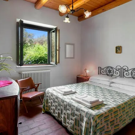 Borgo Degli Ulivi Country house