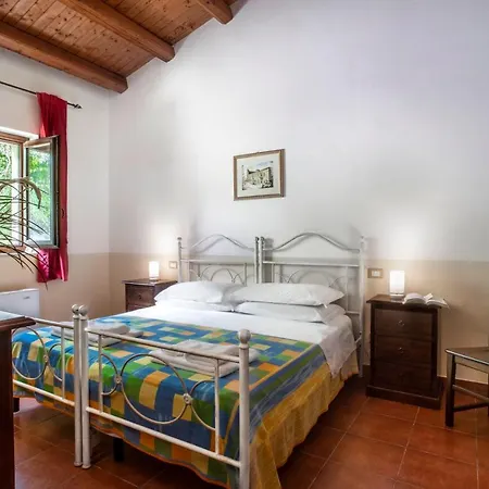 Borgo Degli Ulivi Country house