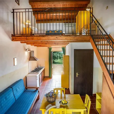 Country house Borgo Degli Ulivi *