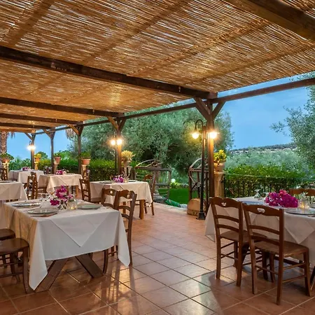 Borgo Degli Ulivi *