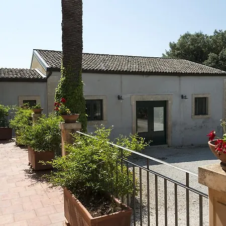 Country house Borgo Degli Ulivi Canicattini Bagni